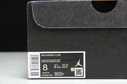 553558-615 1 White Jordan Low Bordeaux 1121